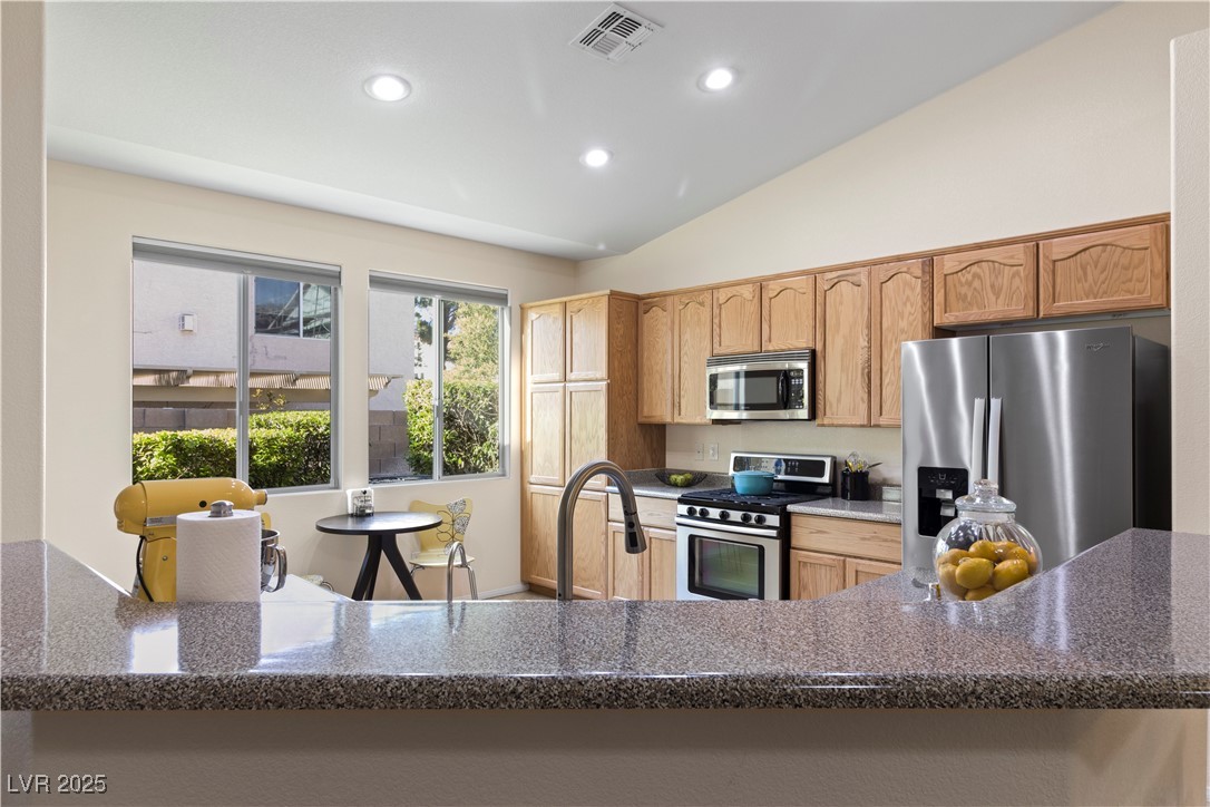 9256 Blue Flax Place Property Photo 11