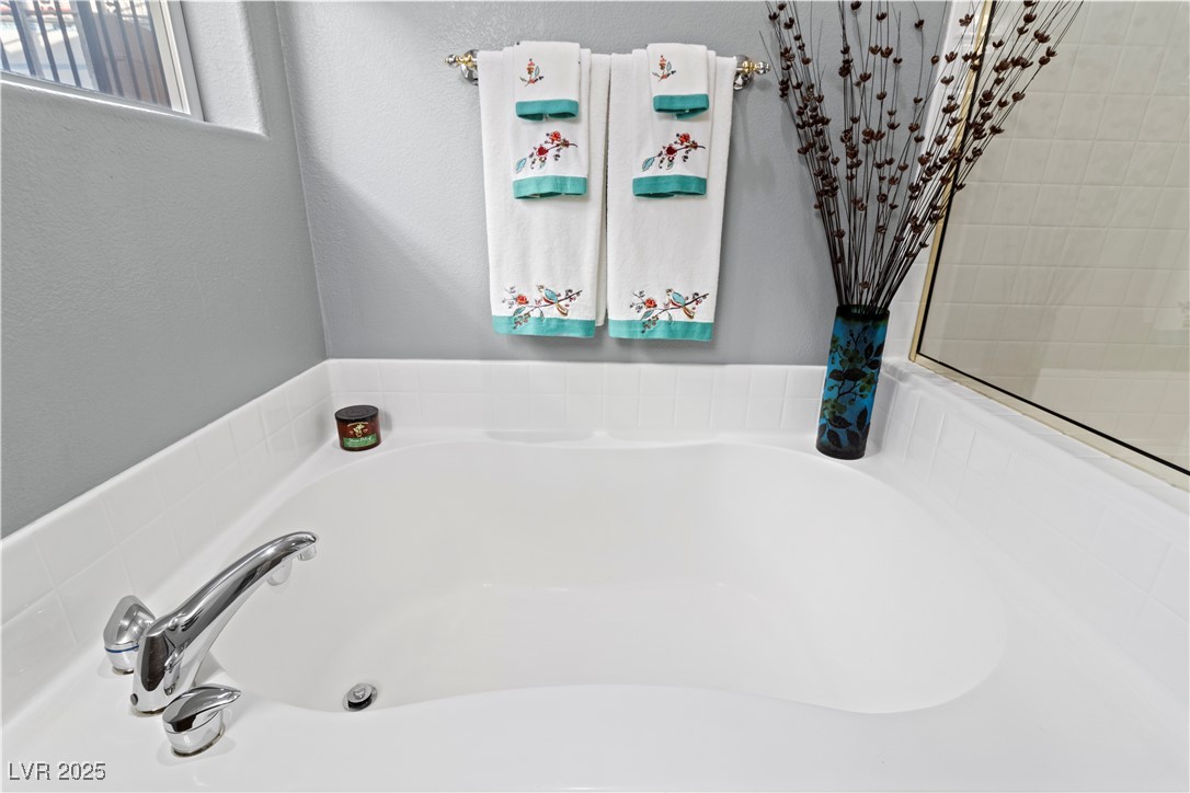 9256 Blue Flax Place Property Photo 29