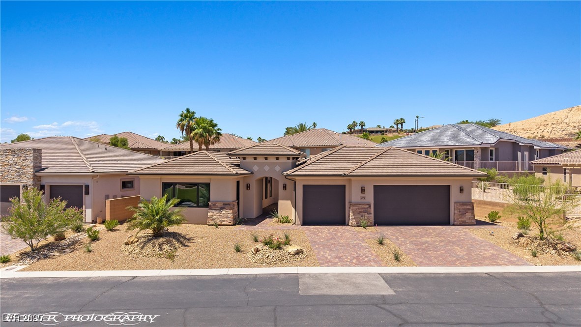 479 Apogee Crst Property Photo 1