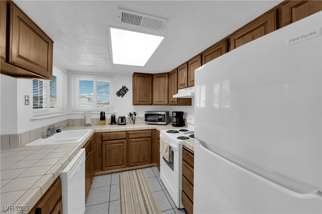 781 Bourbon Street 1 Property Photo 8