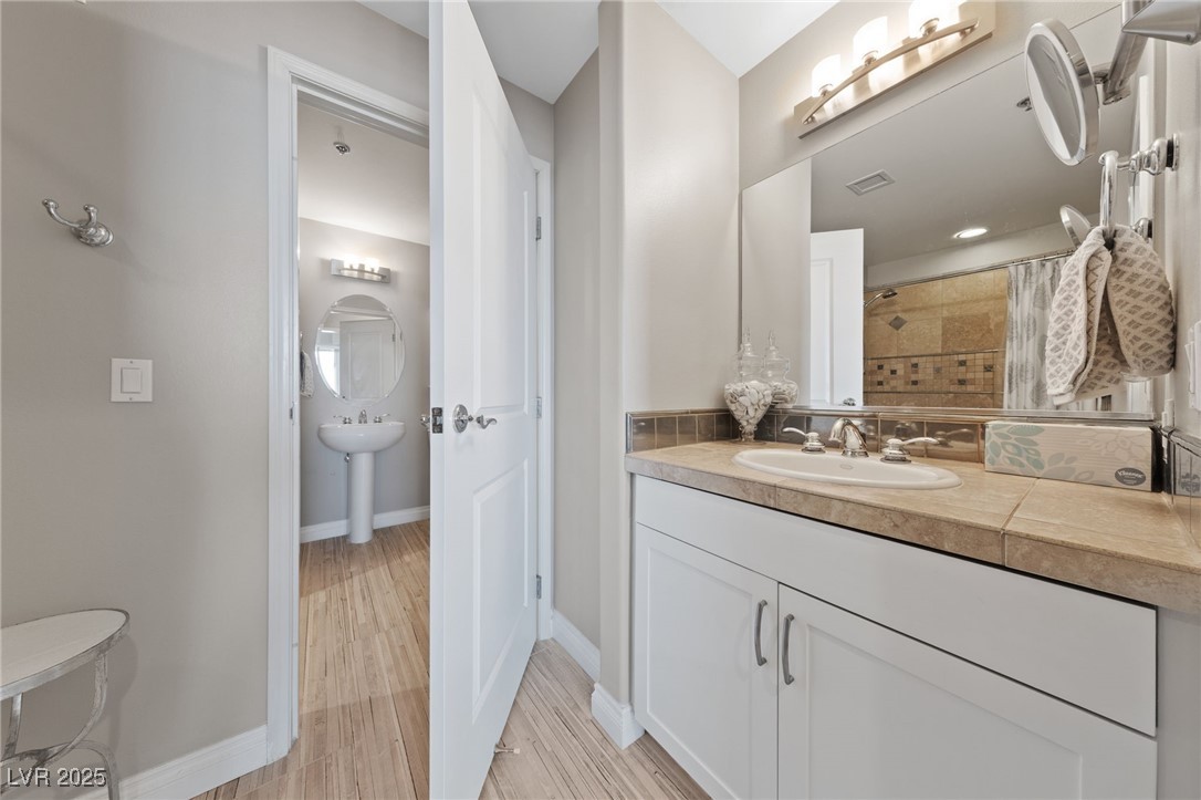 8255 Las Vegas Boulevard 809 Property Photo 13