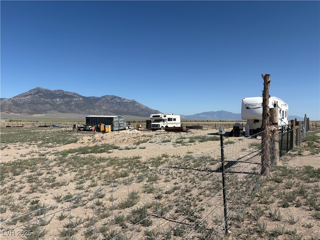 3100 East Indian Creek Road Property Photo 2