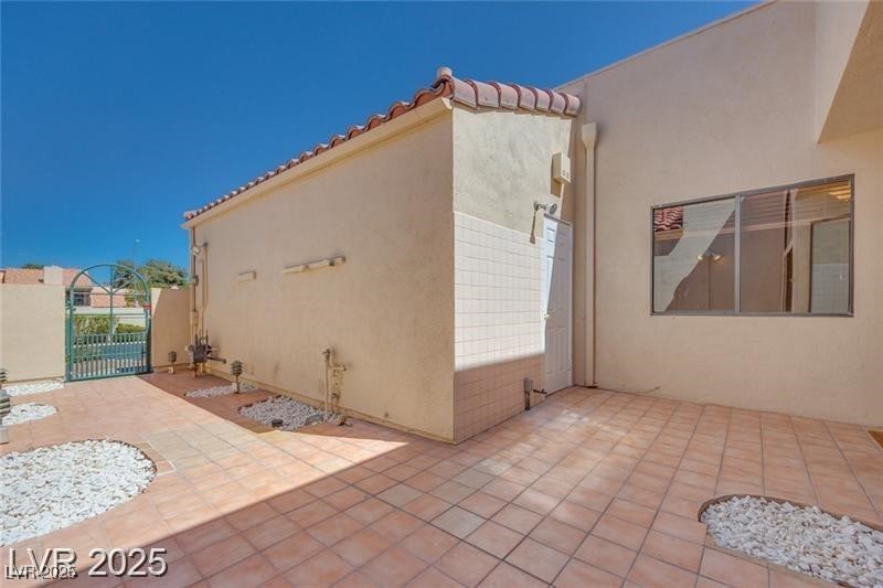 2723 Seabridge Drive Property Photo 10