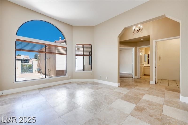 2723 Seabridge Drive Property Photo 19