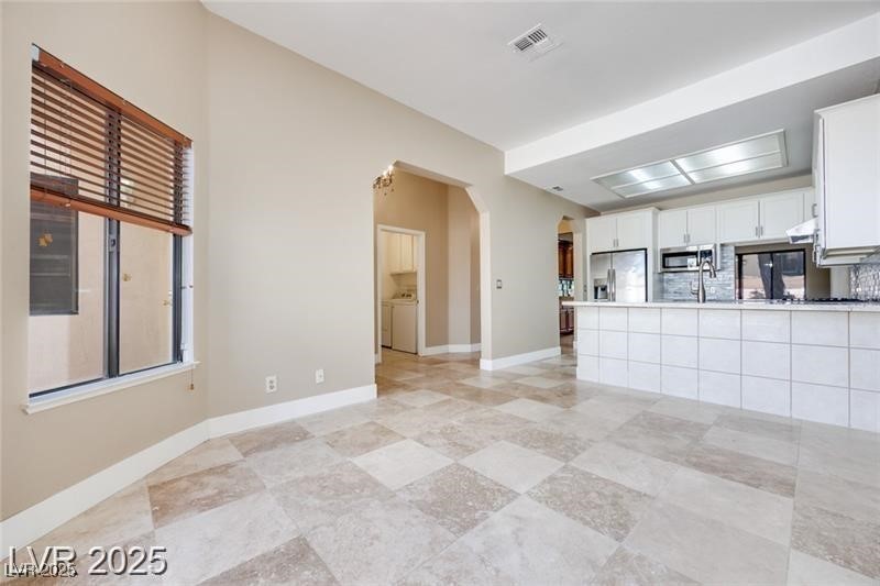 2723 Seabridge Drive Property Photo 20
