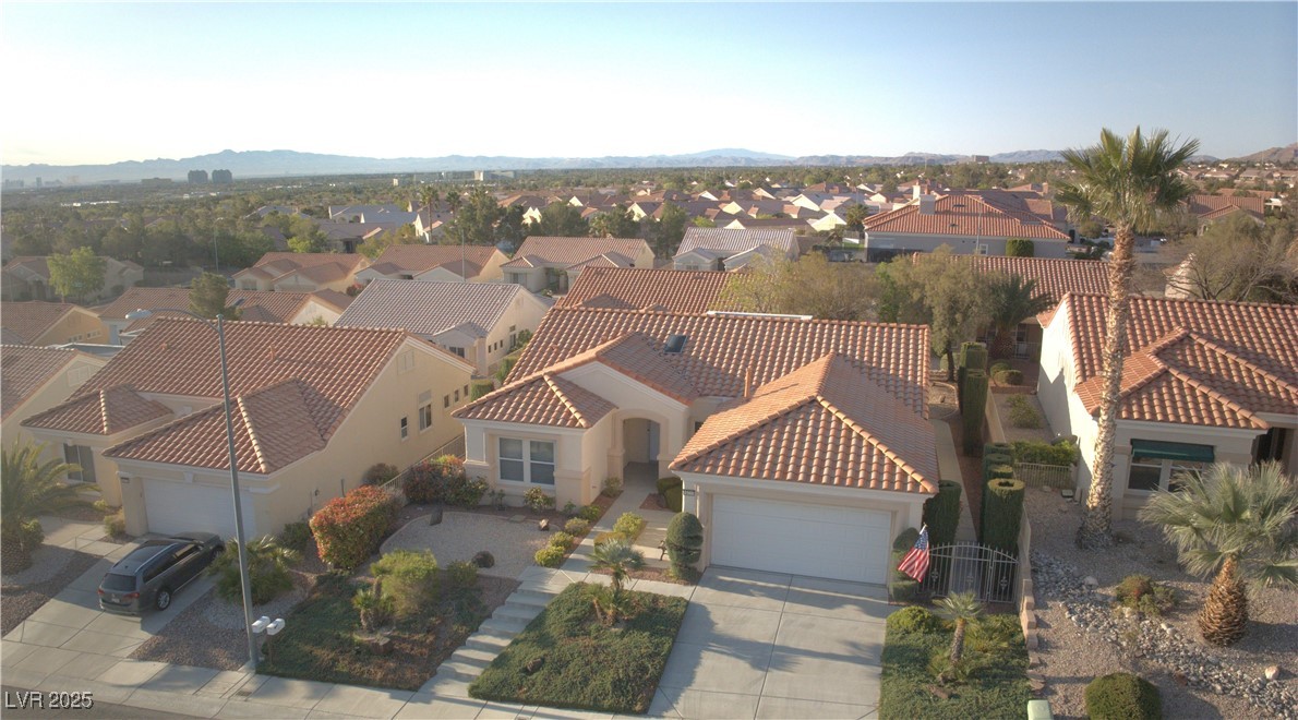 10717 Grand Cypress Avenue Property Photo 3