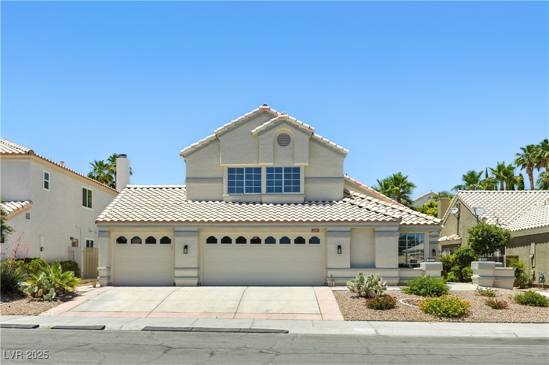 2105 Madagascar Lane Property Photo 6