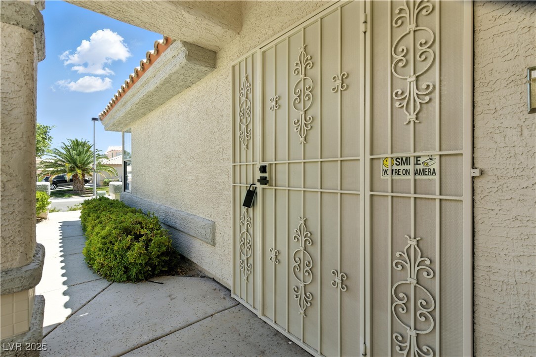 2105 Madagascar Lane Property Photo 9