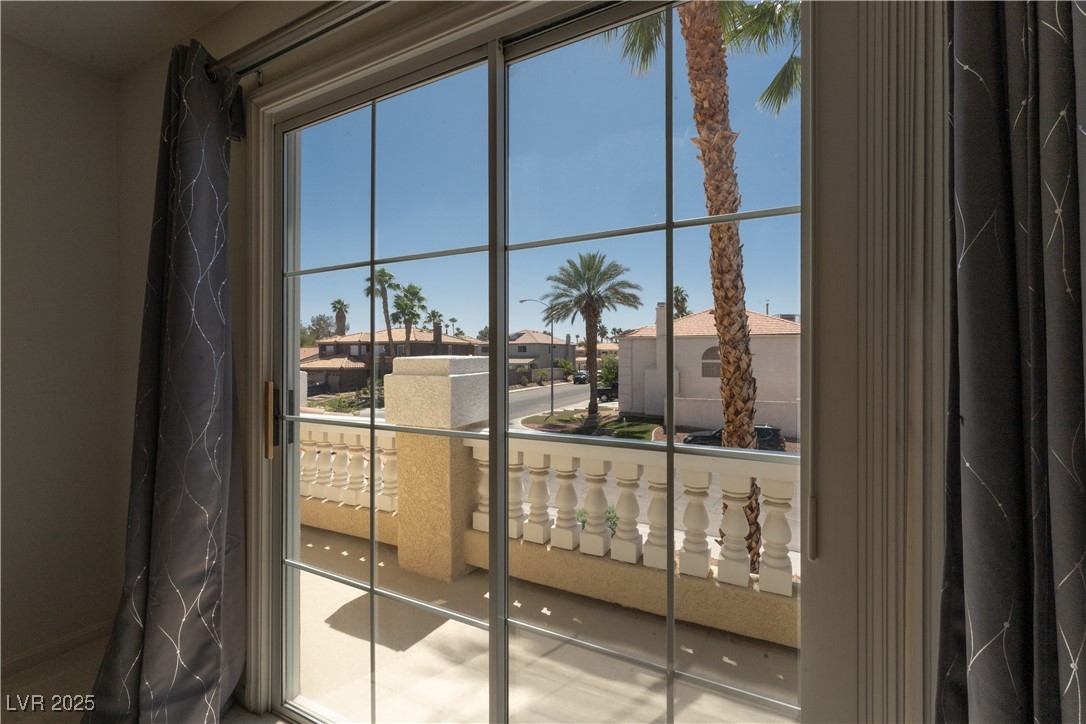 9604 Summer Cypress Street Property Photo 17