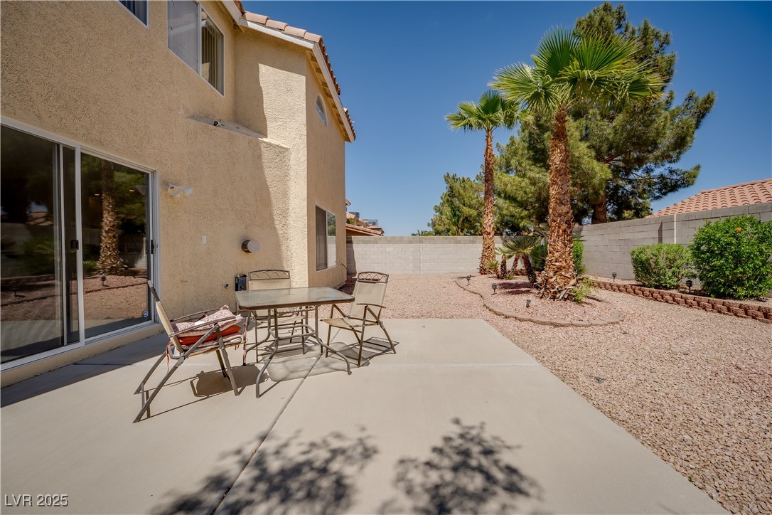 9604 Summer Cypress Street Property Photo 26