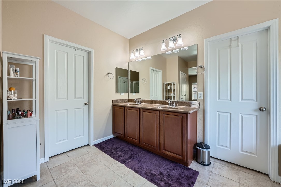 10693 Harvest Green Way Property Photo 17
