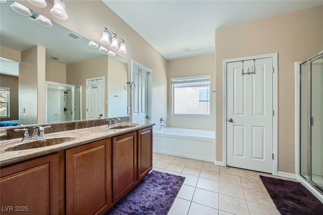 10693 Harvest Green Way Property Photo 18