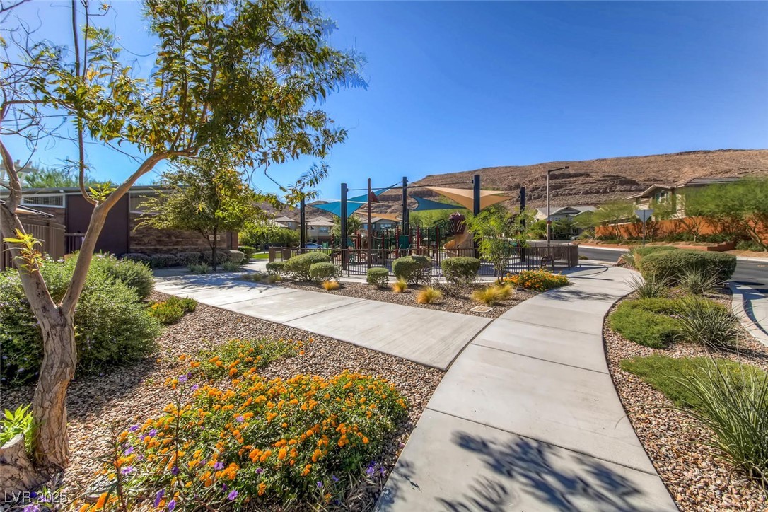 10693 Harvest Green Way Property Photo 32