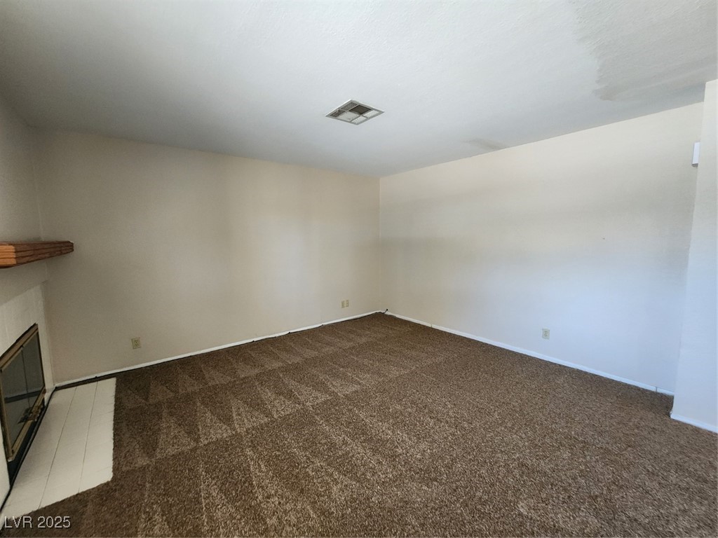 2848 Bluebonnet Drive . Property Photo 4
