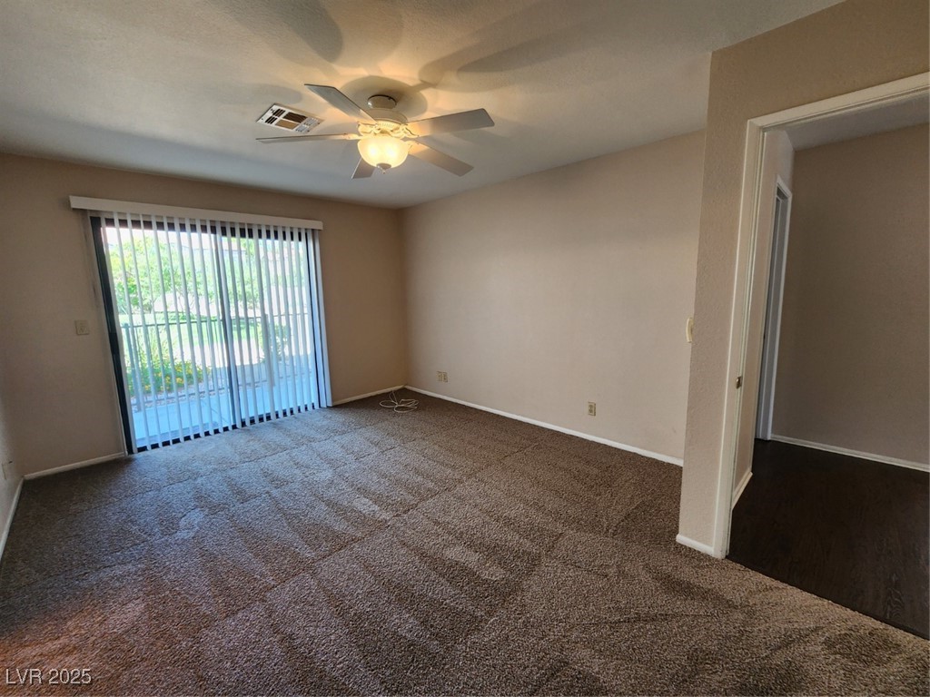 2848 Bluebonnet Drive . Property Photo 21