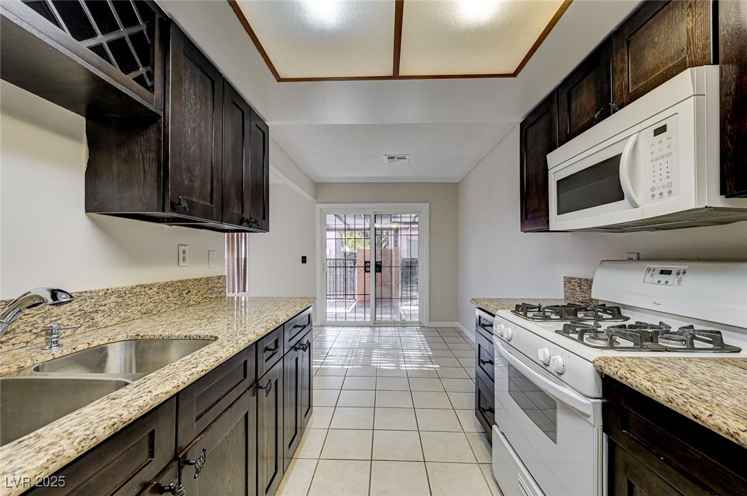 6651 Bubbling Brook Drive A Property Photo 12