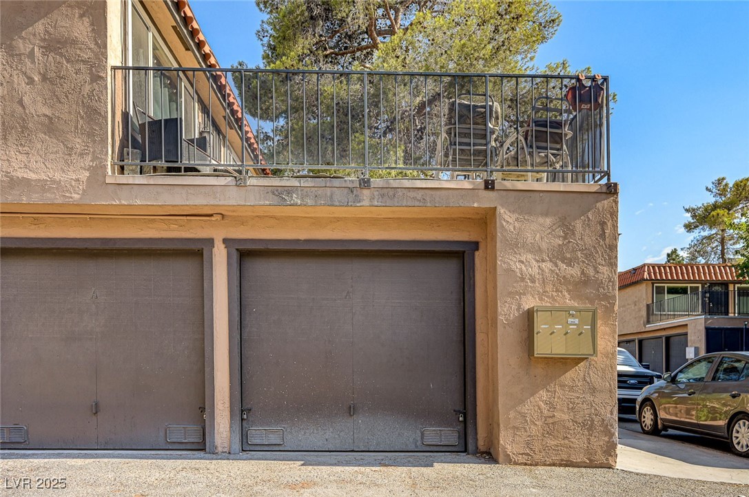 6651 Bubbling Brook Drive A Property Photo 28