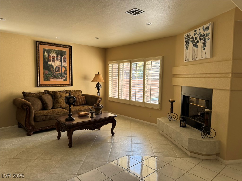 8225 Bermuda Beach Drive Property Photo 6