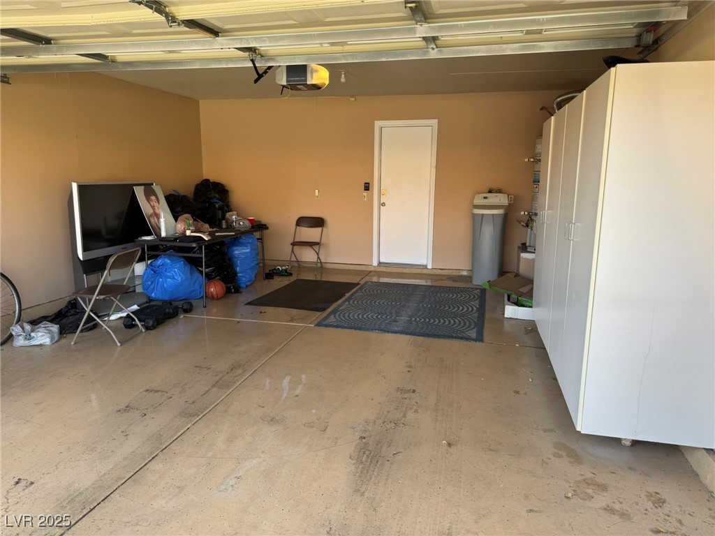 8225 Bermuda Beach Drive Property Photo 20