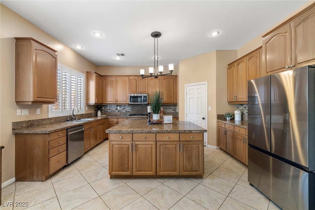 7914 Elk Mountain Street Property Photo 10