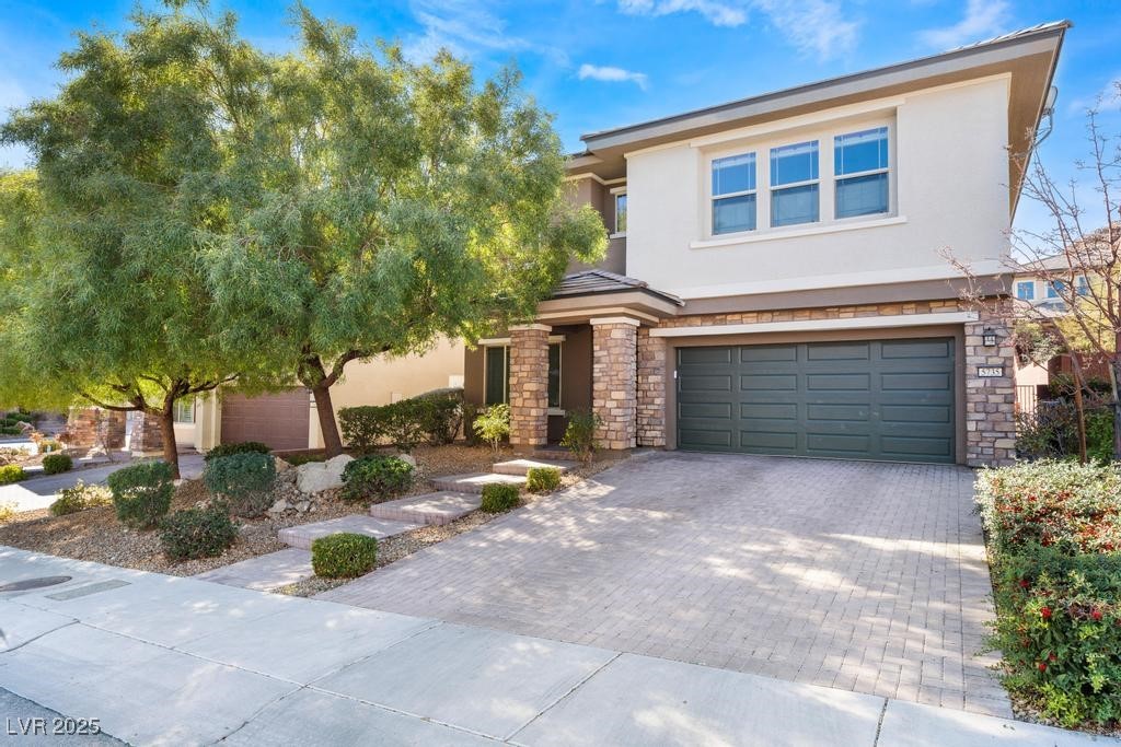 5735 Oak Bend Drive Property Photo 1