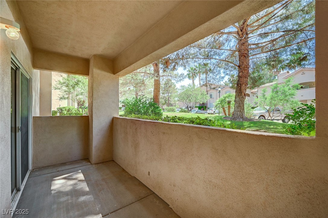 2050 West Warm Springs Road 4512 Property Photo 9