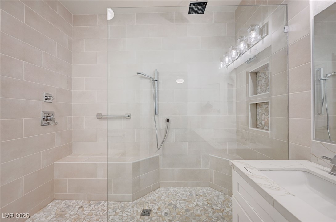 2050 West Warm Springs Road 4512 Property Photo 22