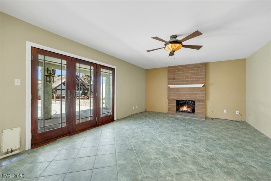 3746 East Harmon Avenue Property Photo 16