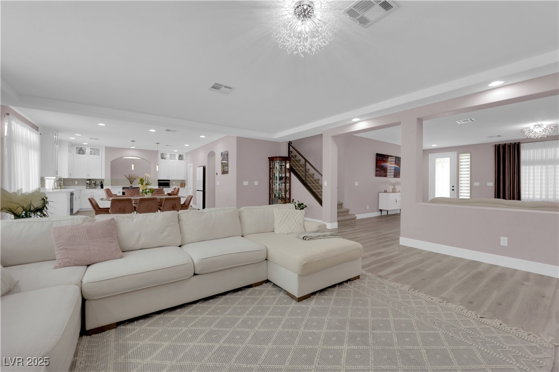 5788 Robin Ridge Avenue Property Photo 11