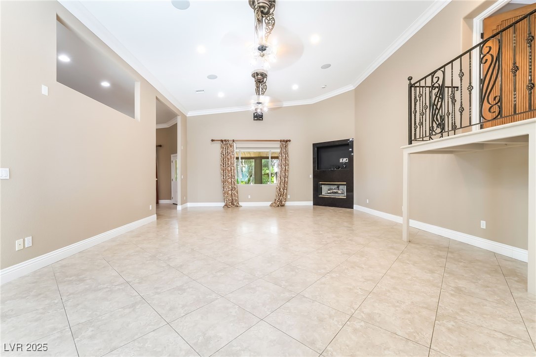 10445 Schirlls Street Property Photo 6