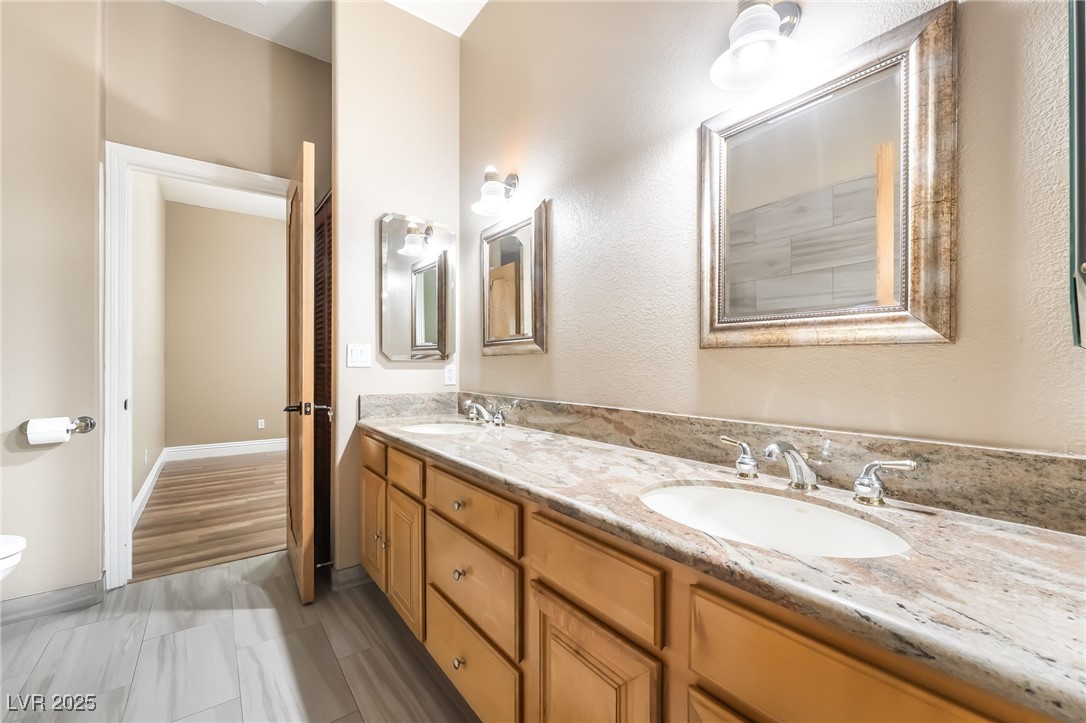 10445 Schirlls Street Property Photo 18