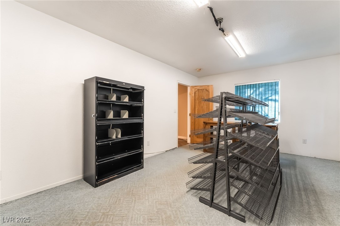 10445 Schirlls Street Property Photo 42