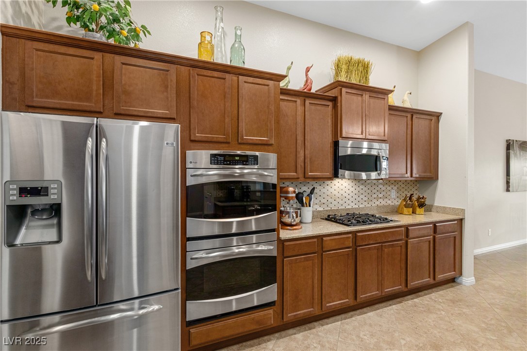 6413 White Tiger Court Property Photo 10