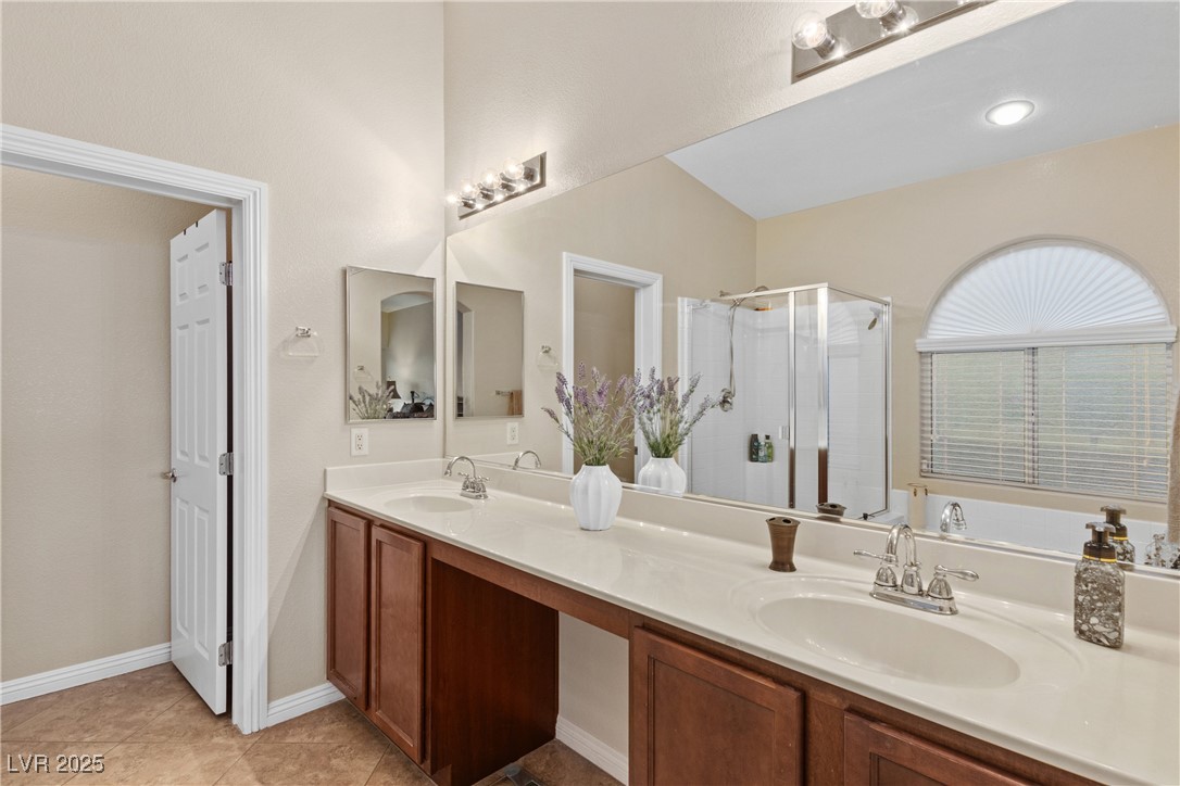 6413 White Tiger Court Property Photo 15