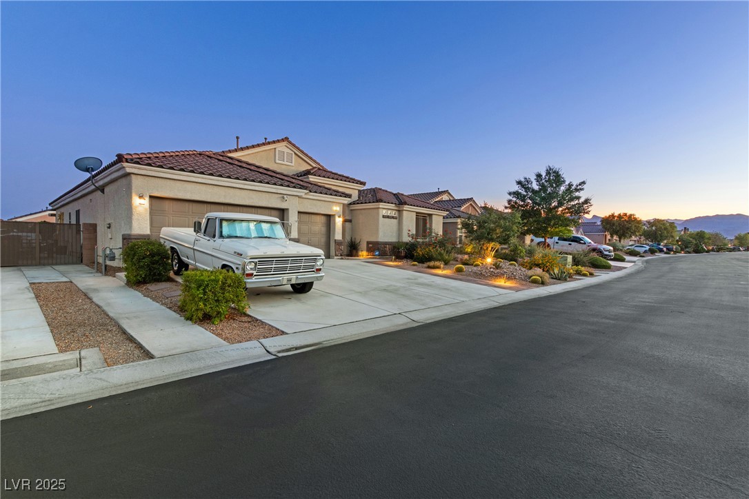 6413 White Tiger Court Property Photo 33
