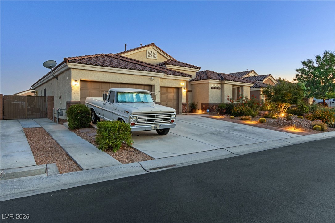 6413 White Tiger Court Property Photo 34