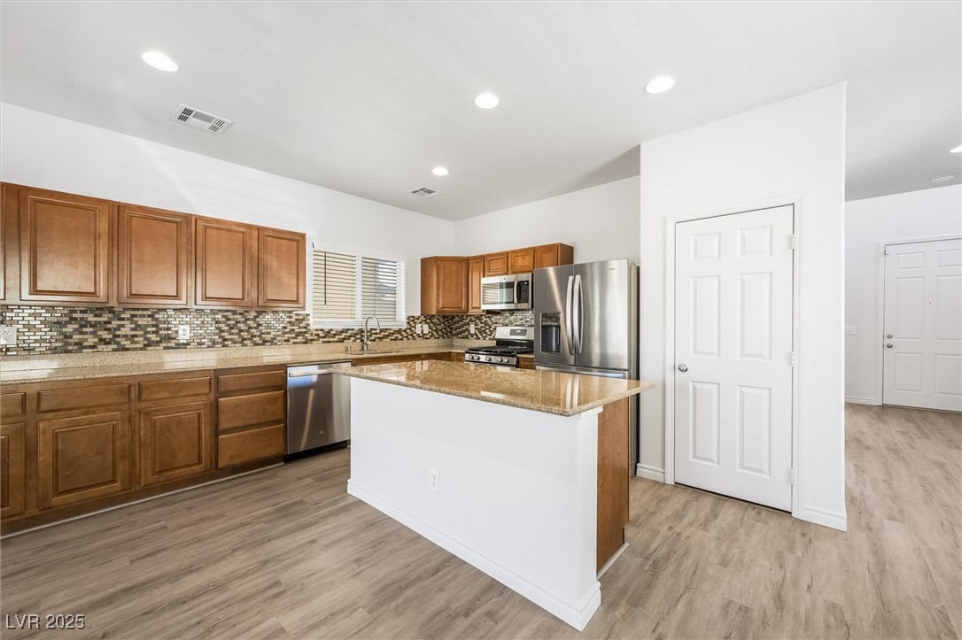 9146 Grand Sunburst Court Property Photo 8