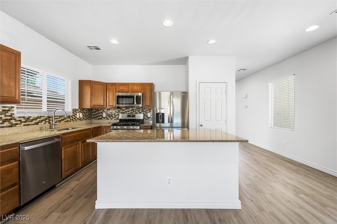 9146 Grand Sunburst Court Property Photo 9