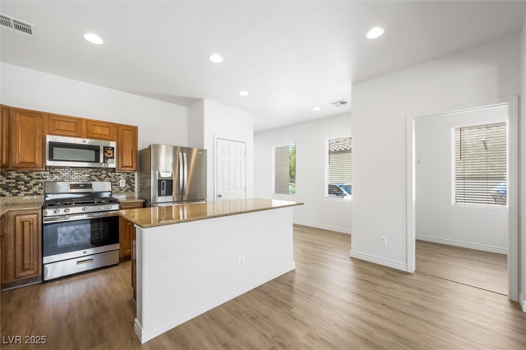 9146 Grand Sunburst Court Property Photo 10