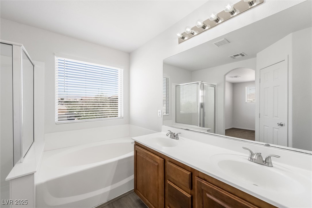 9146 Grand Sunburst Court Property Photo 26