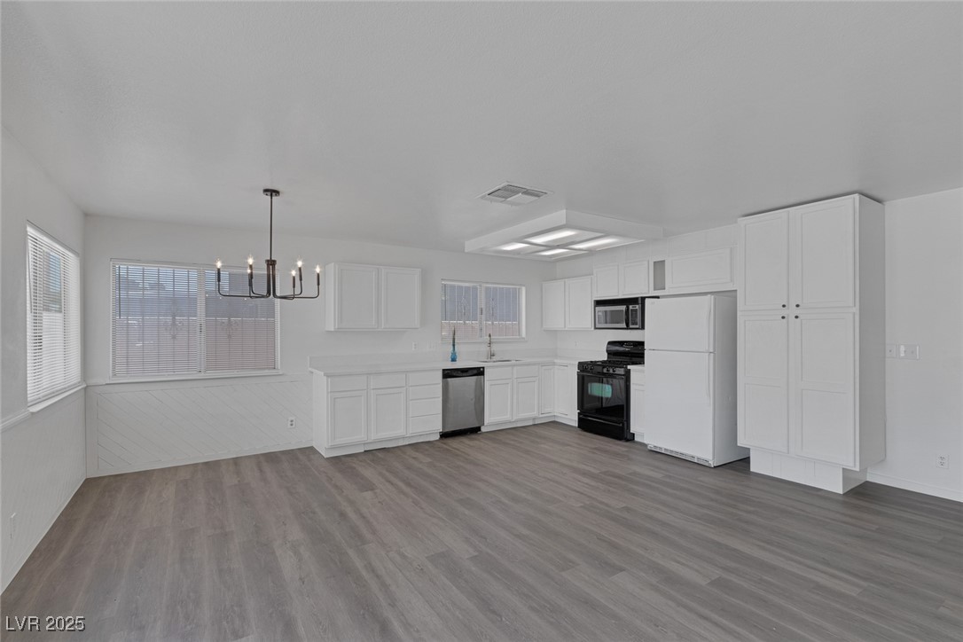 6808 Waterhen Circle Property Photo 9