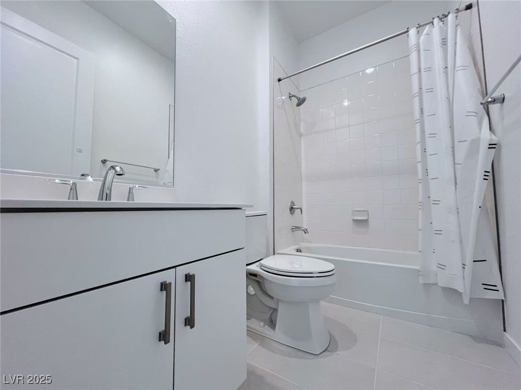 434 Robledo Street Property Photo 4