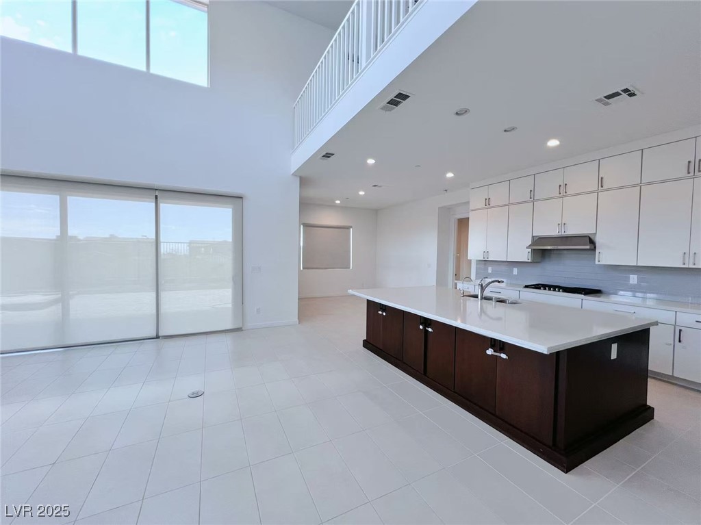 434 Robledo Street Property Photo 9