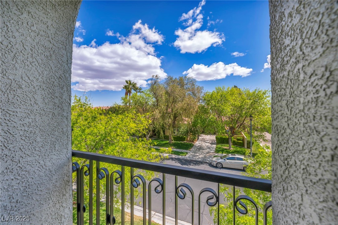 1409 Chambolle Court Property Photo 20