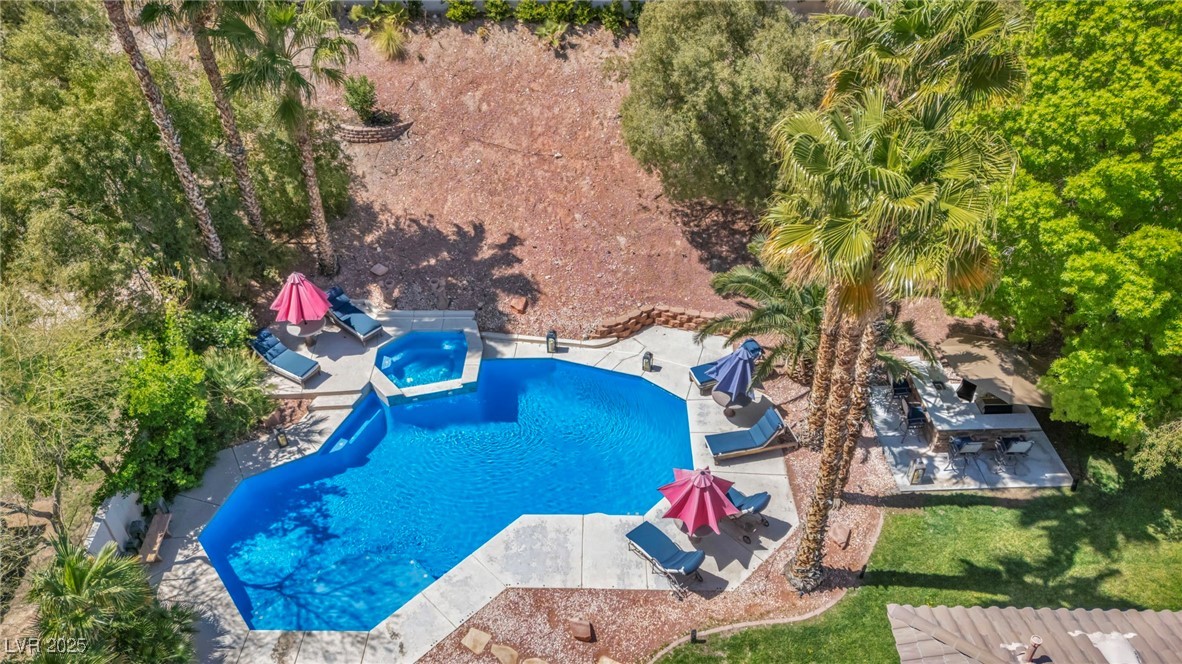 1409 Chambolle Court Property Photo 32