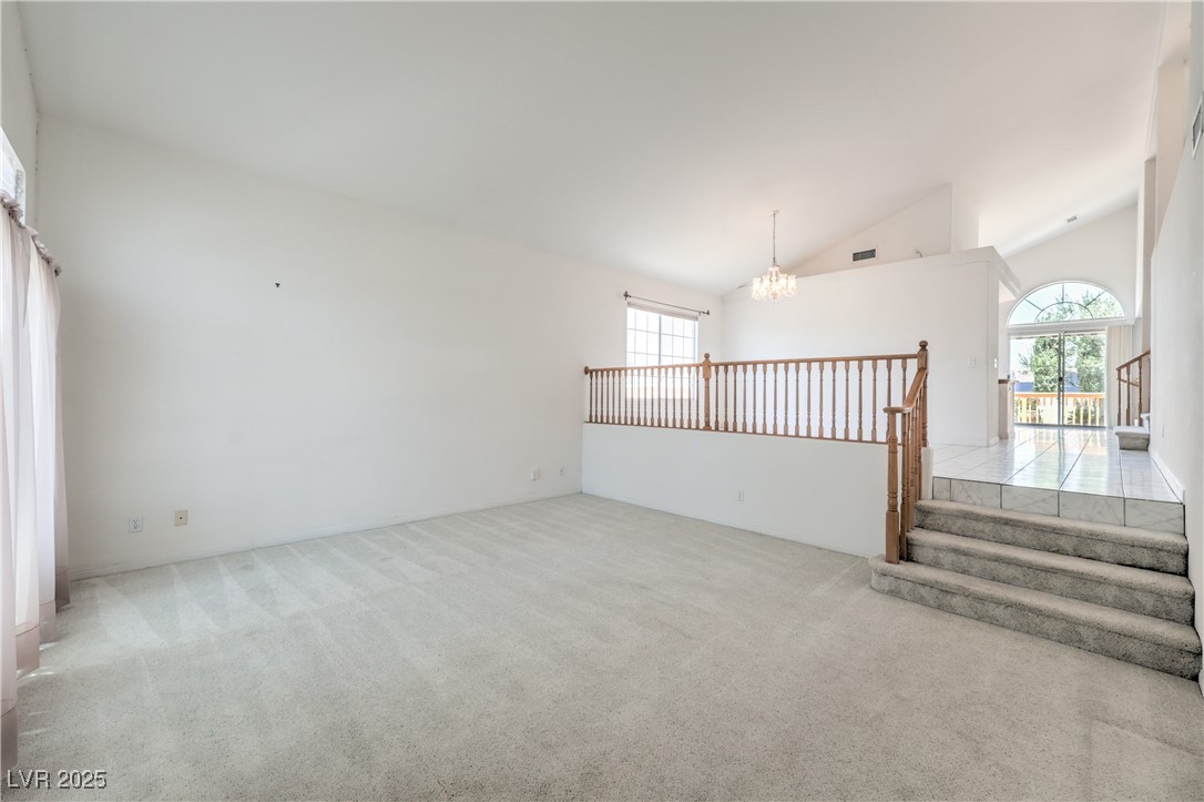 2728 Aspen Wood Avenue Property Photo 6