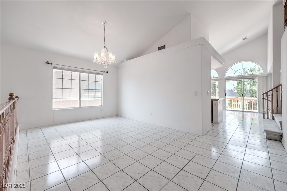2728 Aspen Wood Avenue Property Photo 8