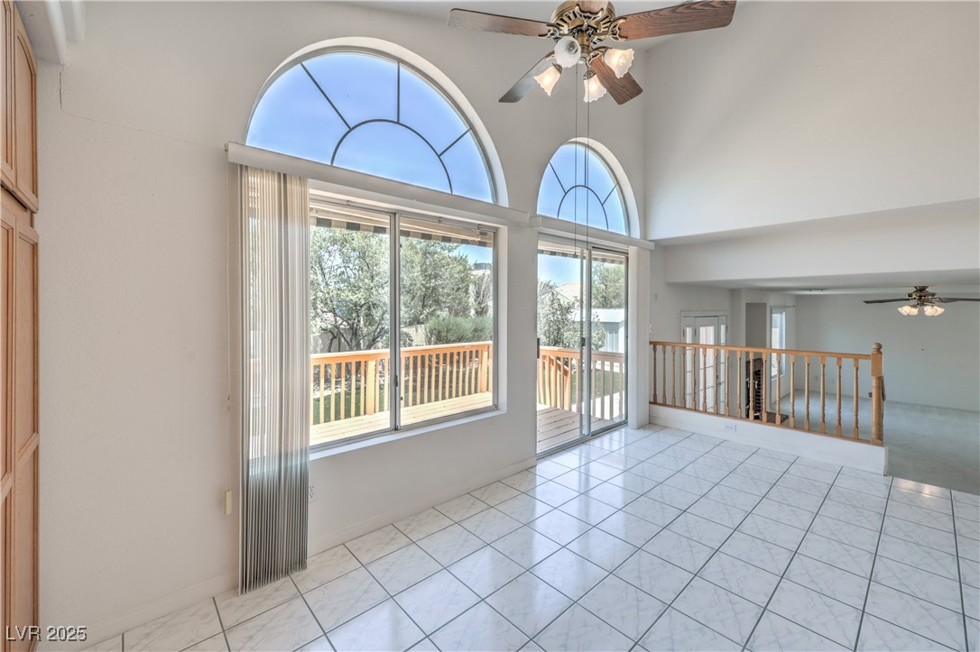 2728 Aspen Wood Avenue Property Photo 13