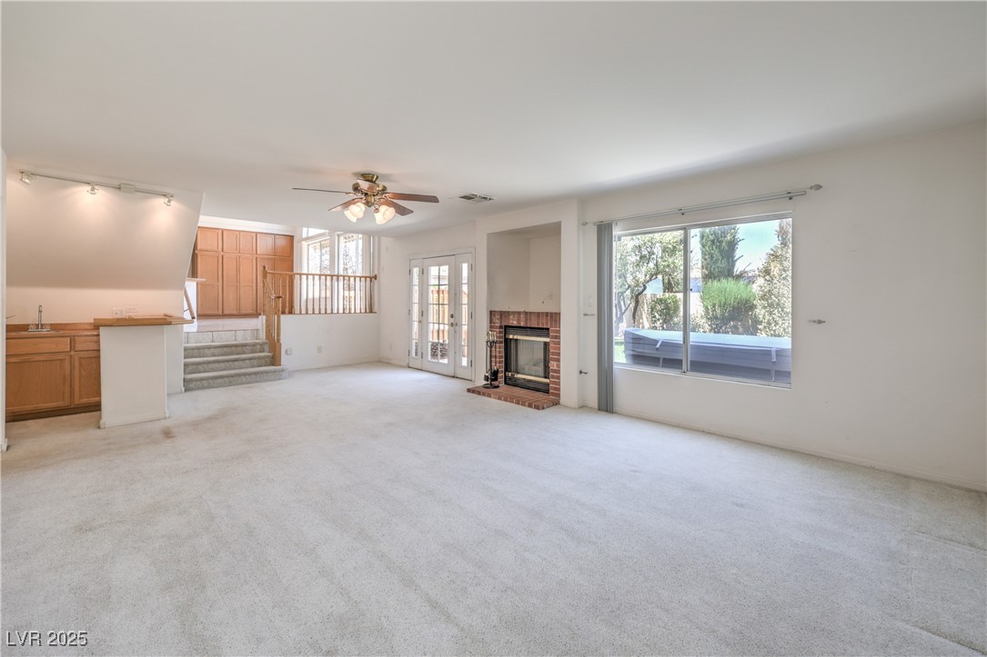 2728 Aspen Wood Avenue Property Photo 17