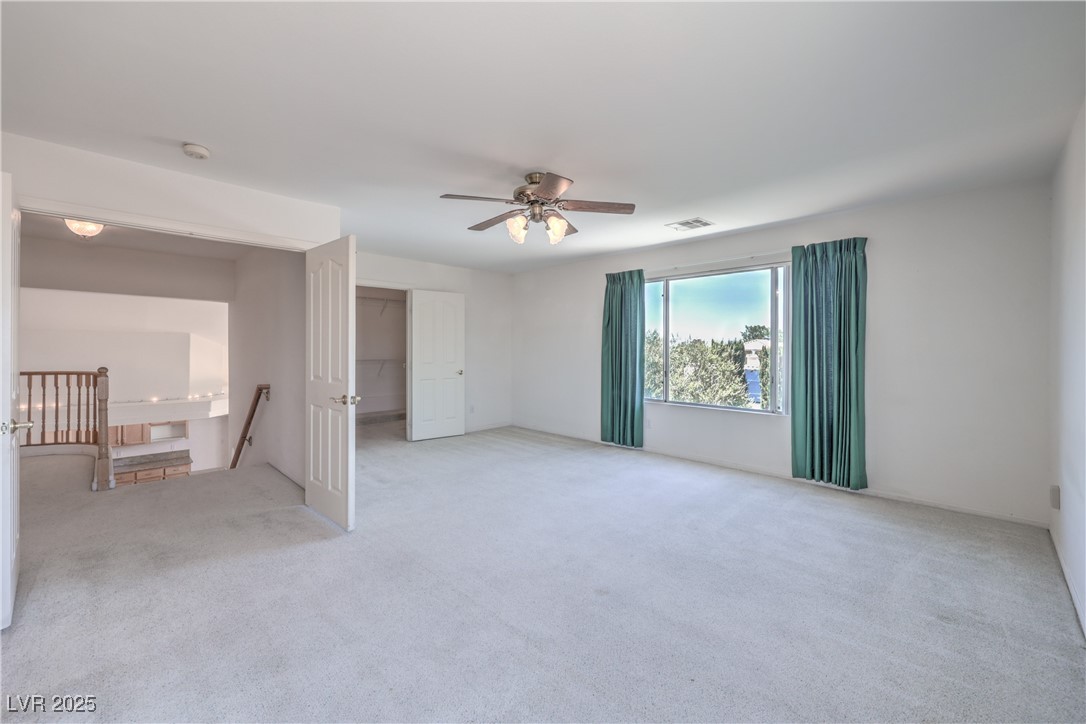 2728 Aspen Wood Avenue Property Photo 25